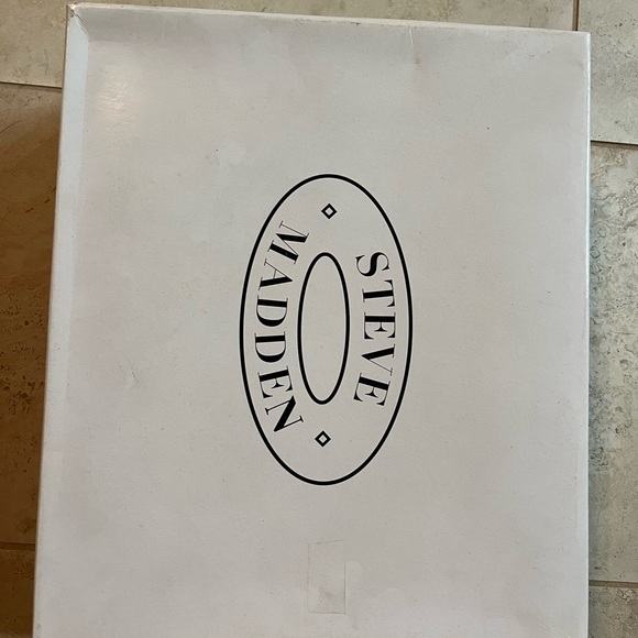 Steve Madden black suede boots - Picture 4 of 5